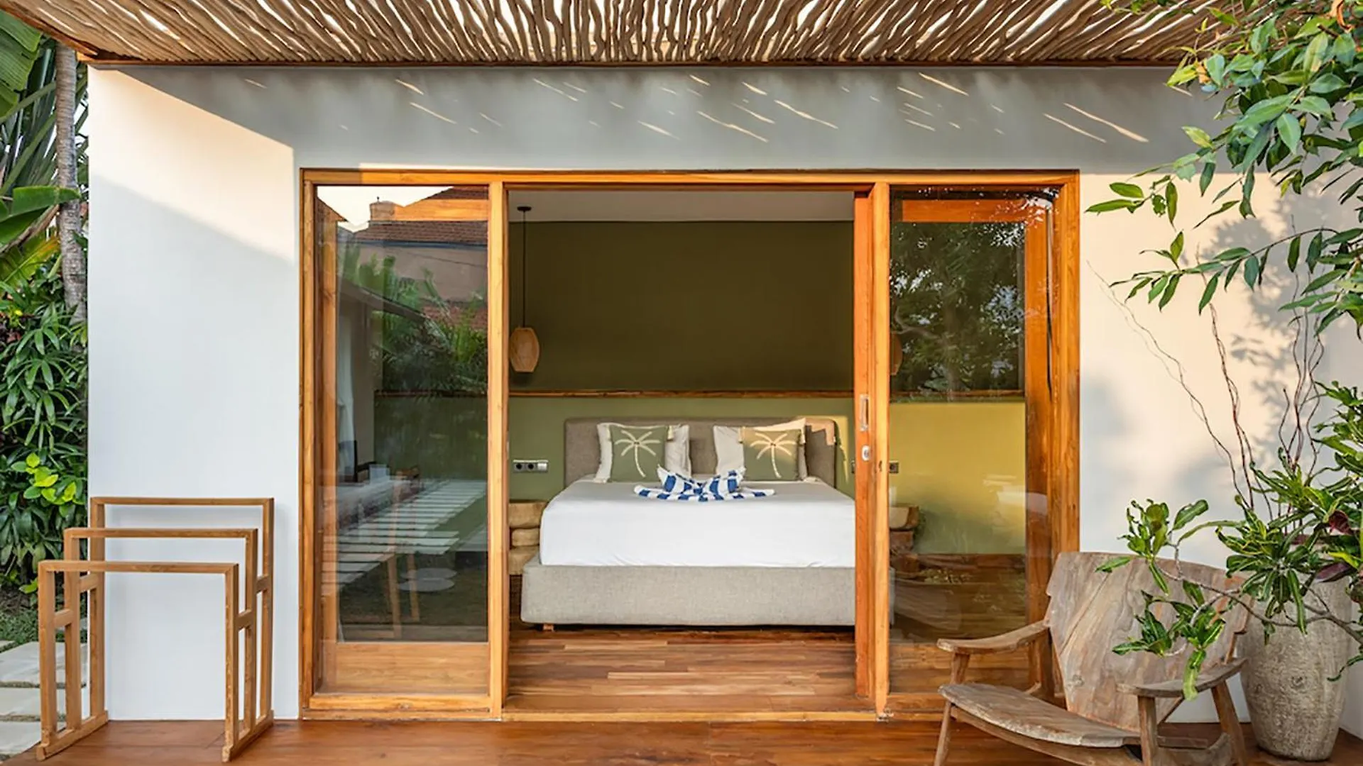 Villa Sebelah By Optimum Bali Villas Seminyak  Indonesia