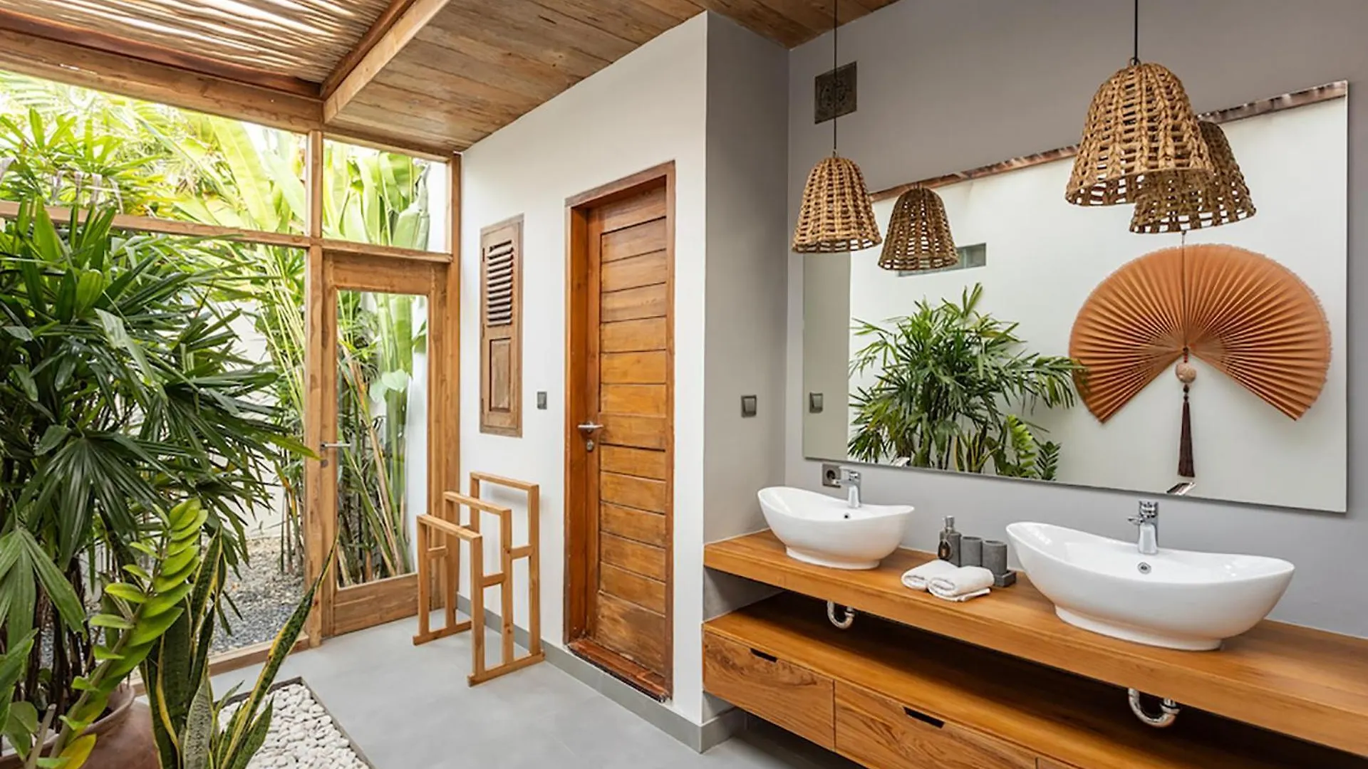 Villa Sebelah By Optimum Bali Villas Seminyak   Seminyak (Bali)