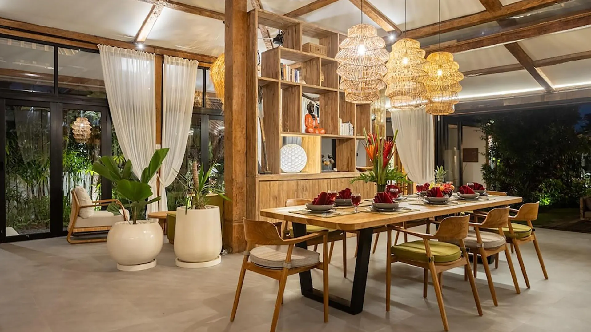 Villa Sebelah By Optimum Bali Villas Seminyak